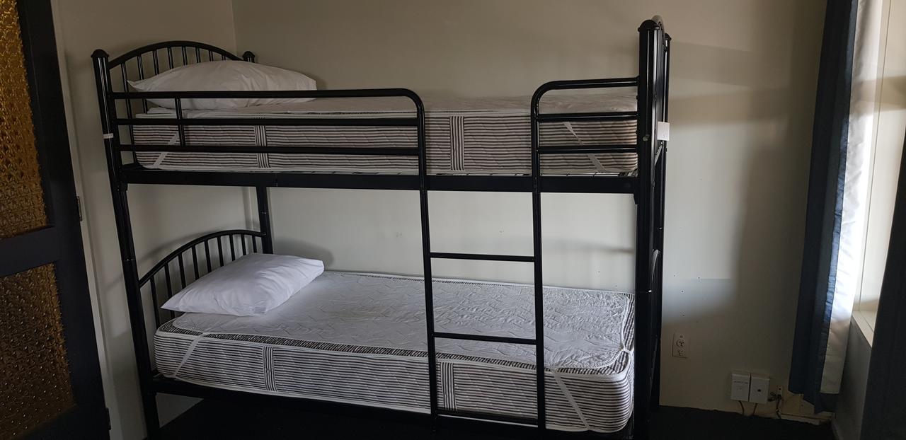 Wakatu Hotel Нельсон Экстерьер фото